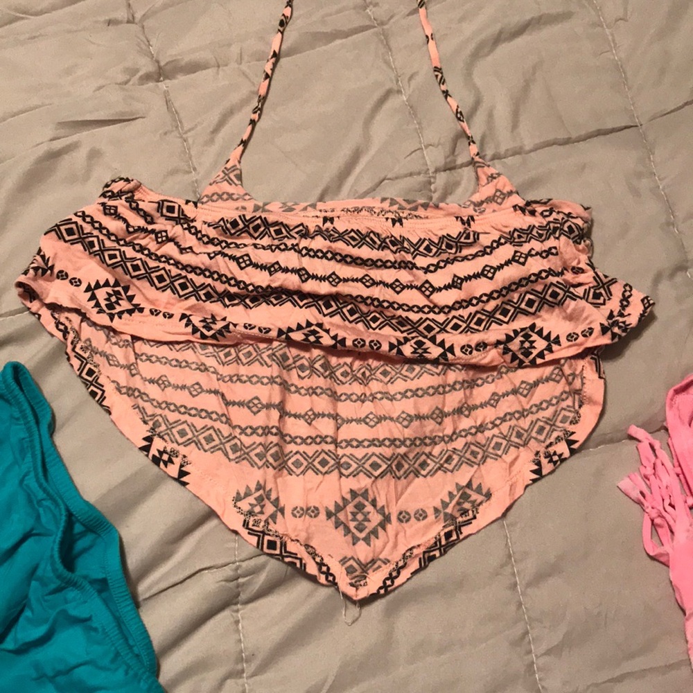 Crop top - Picture 3 of 4